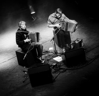 Duo Niepold Cutting live